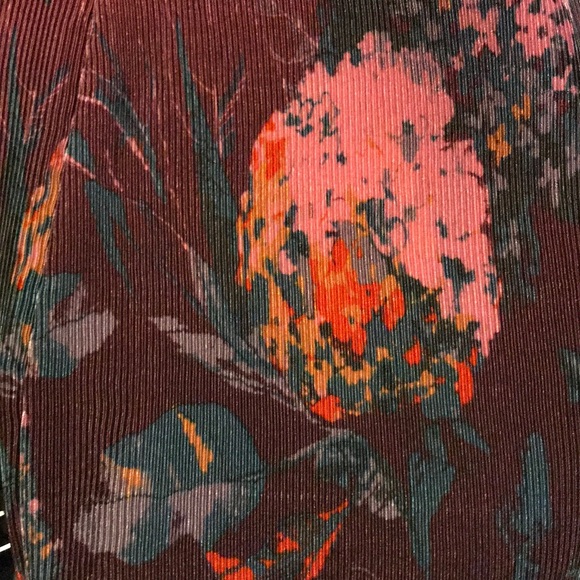 Unique spring Jacket - Picture 4 of 6